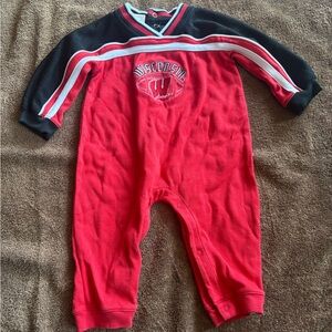 🔥5 FOR $25🔥 Wisconsin Football Red and Black Kids Bodysuit